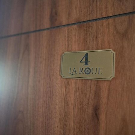 Hotel La Roue à Vrsac Extérieur photo
