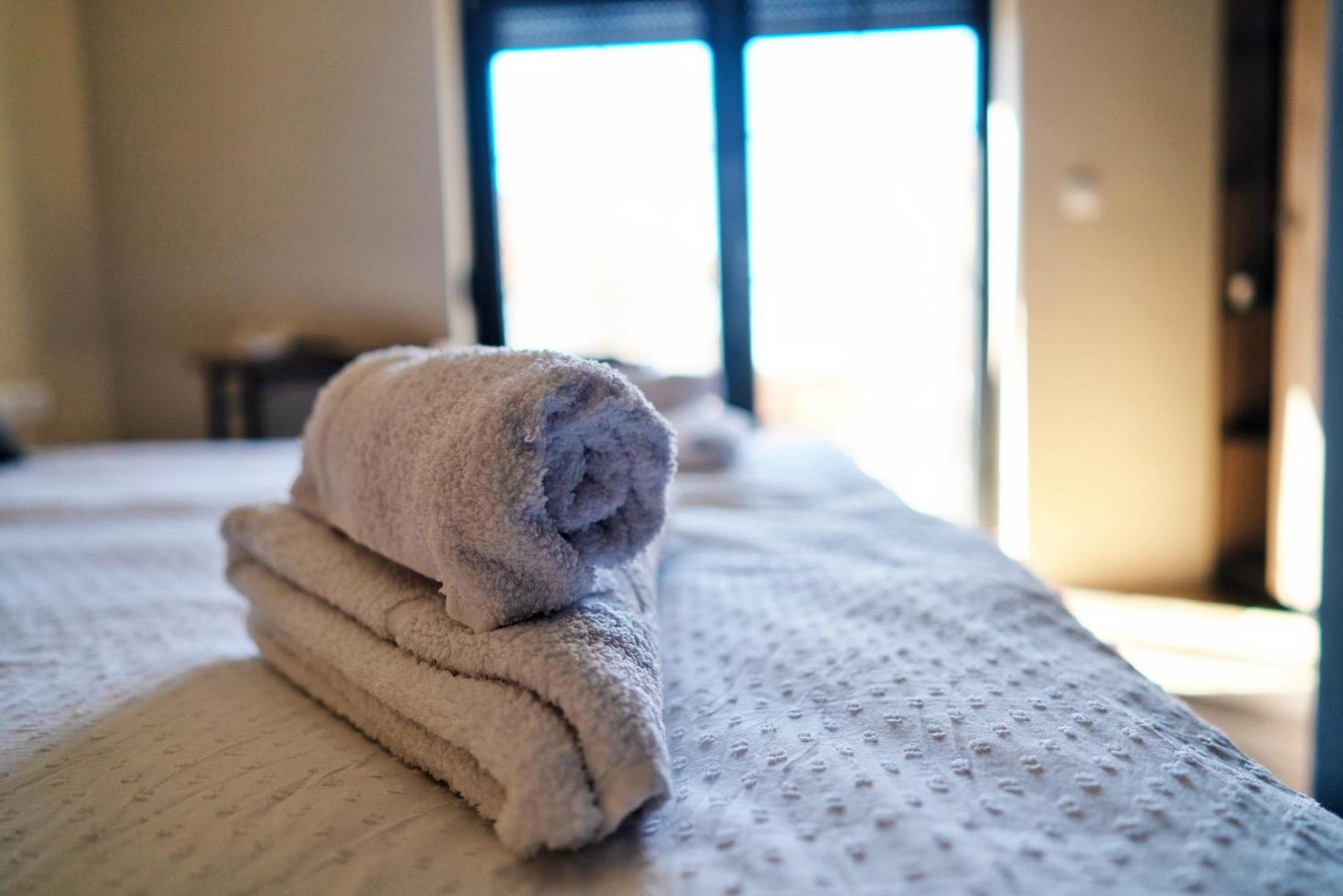 Hotel La Roue à Vrsac Extérieur photo